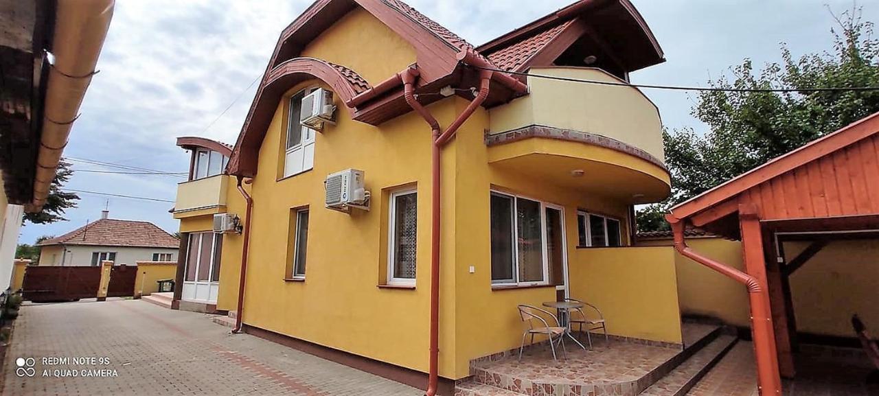 Fortuna Apartman Hajdúszoboszló Exteriör bild