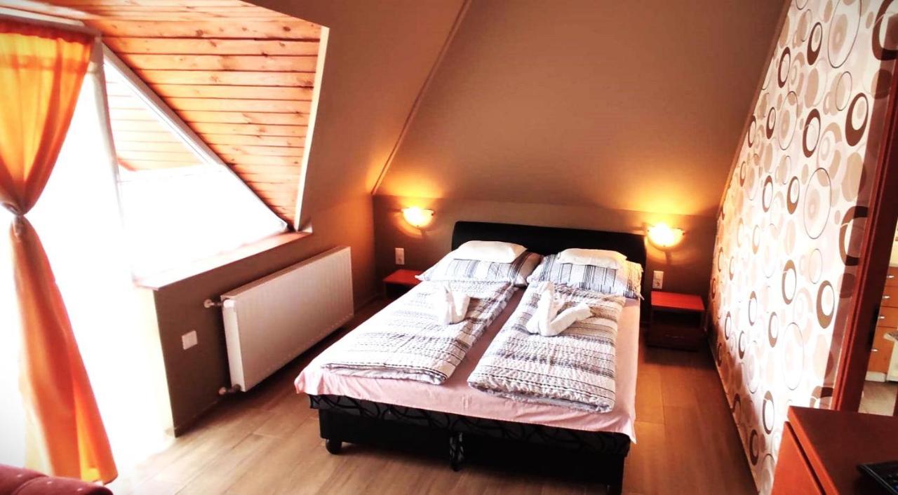 Fortuna Apartman Hajdúszoboszló Exteriör bild