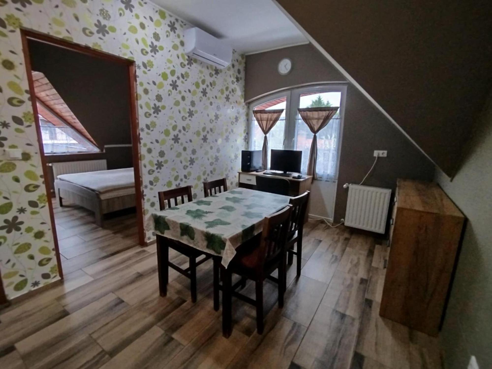 Fortuna Apartman Hajdúszoboszló Exteriör bild